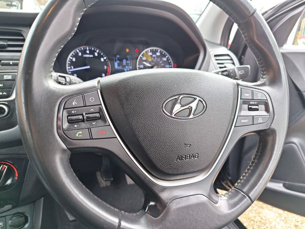 Used Hyundai i20 2018 for sale - 77631582: Photo 31