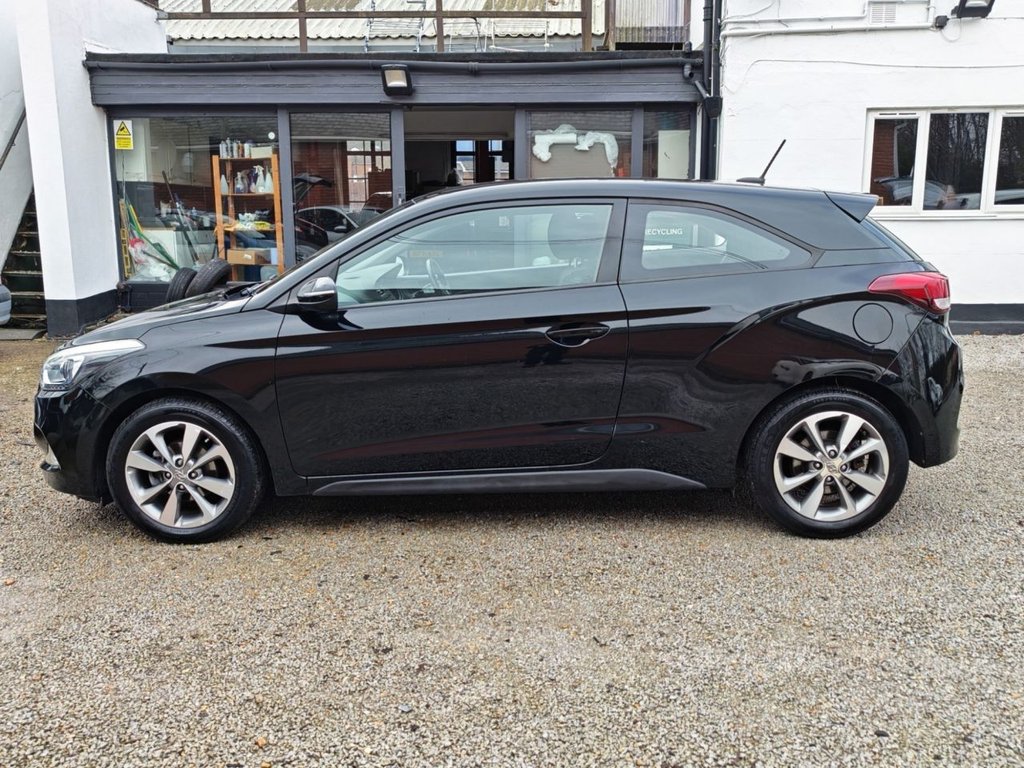 Used Hyundai i20 2018 for sale - 77631582: Photo 4