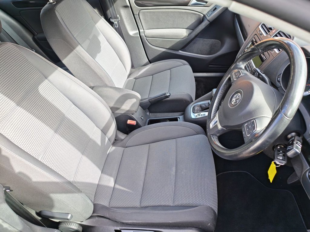 Used Volkswagen Golf 2010 for sale - 78068492: Photo 14