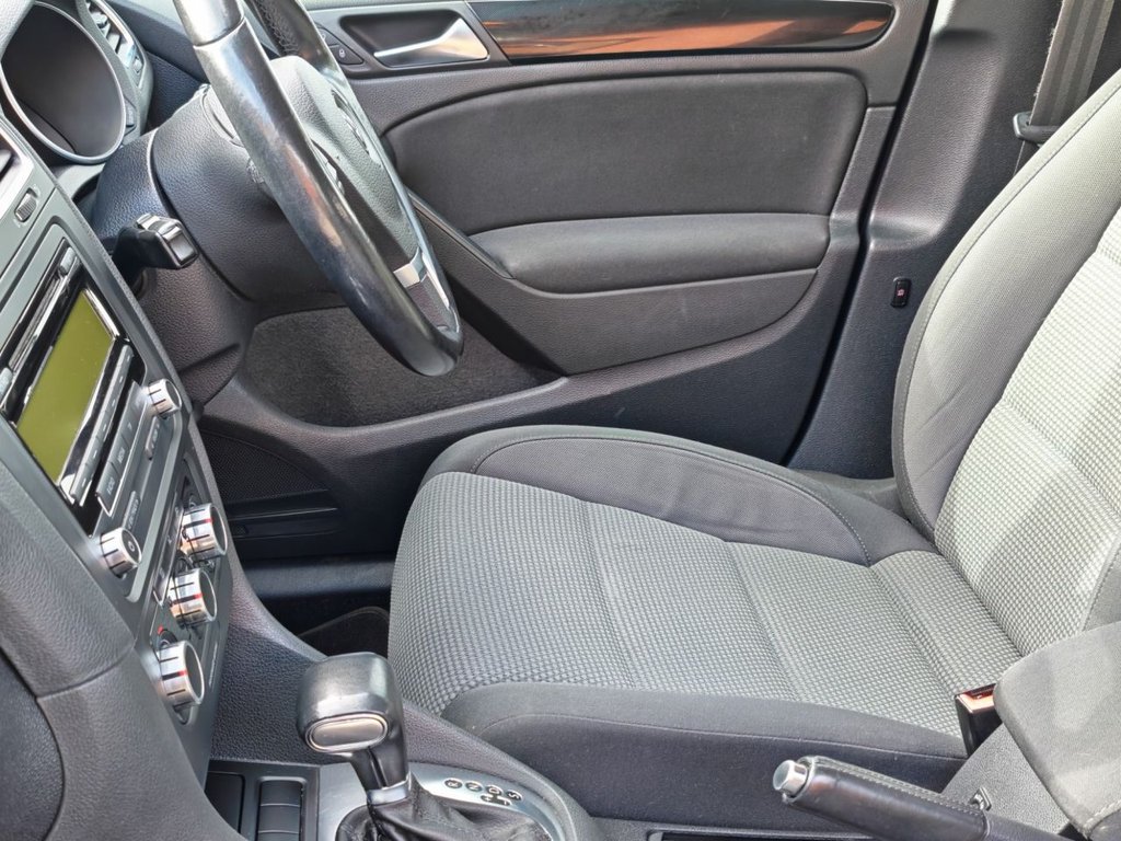 Used Volkswagen Golf 2010 for sale - 78068492: Photo 23