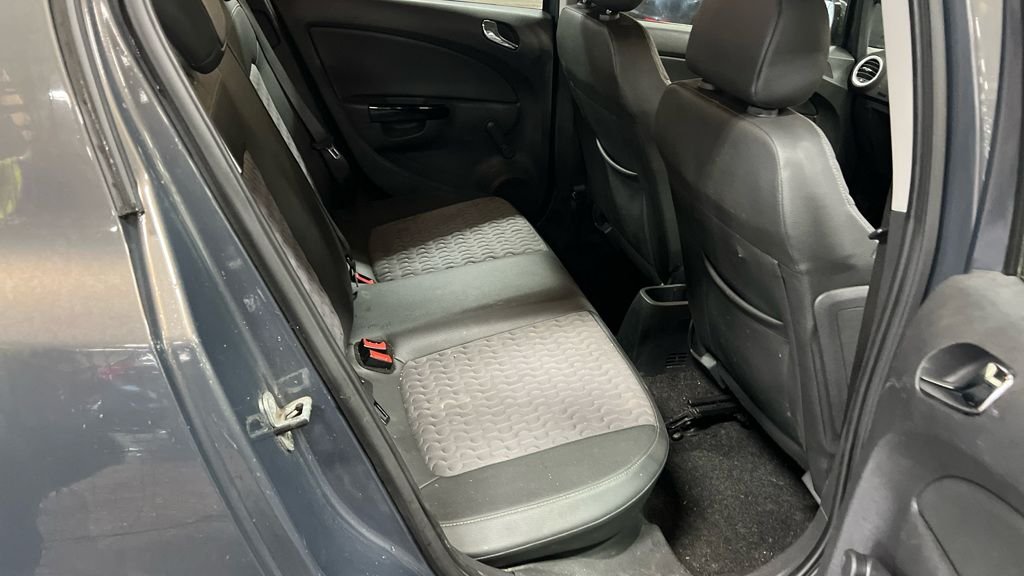 Used Vauxhall Corsa 2013 for sale - 78102701: Photo 8