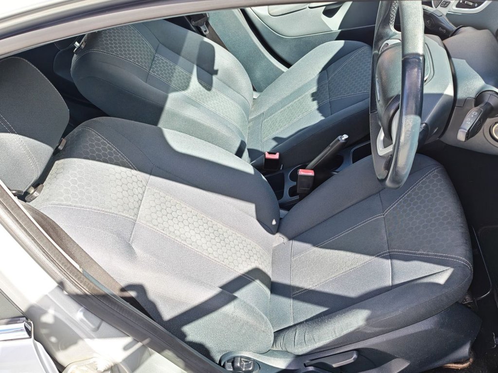 Used Ford Fiesta 2010 for sale - 78029967: Photo 21