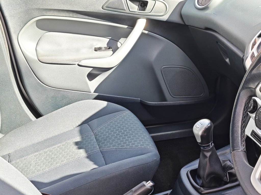 Used Ford Fiesta 2010 for sale - 78029967: Photo 24