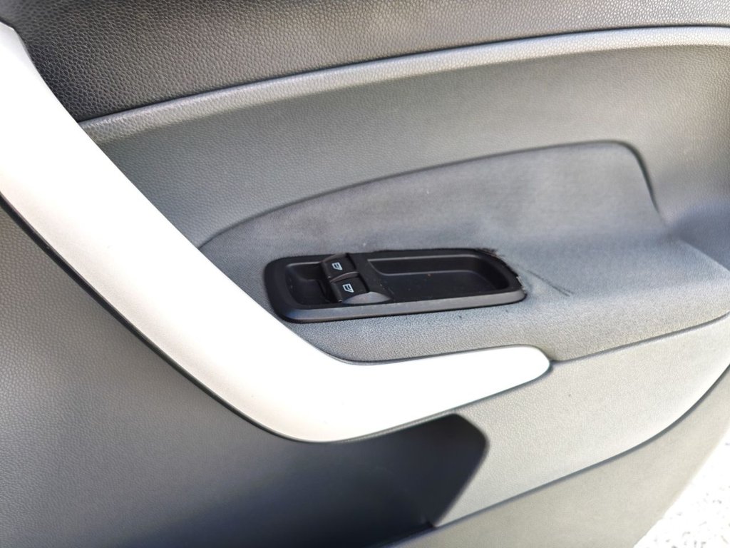 Used Ford Fiesta 2010 for sale - 78029967: Photo 31