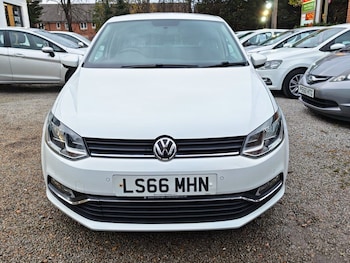 Used Volkswagen Polo 2016 for sale - 76496534: Photo