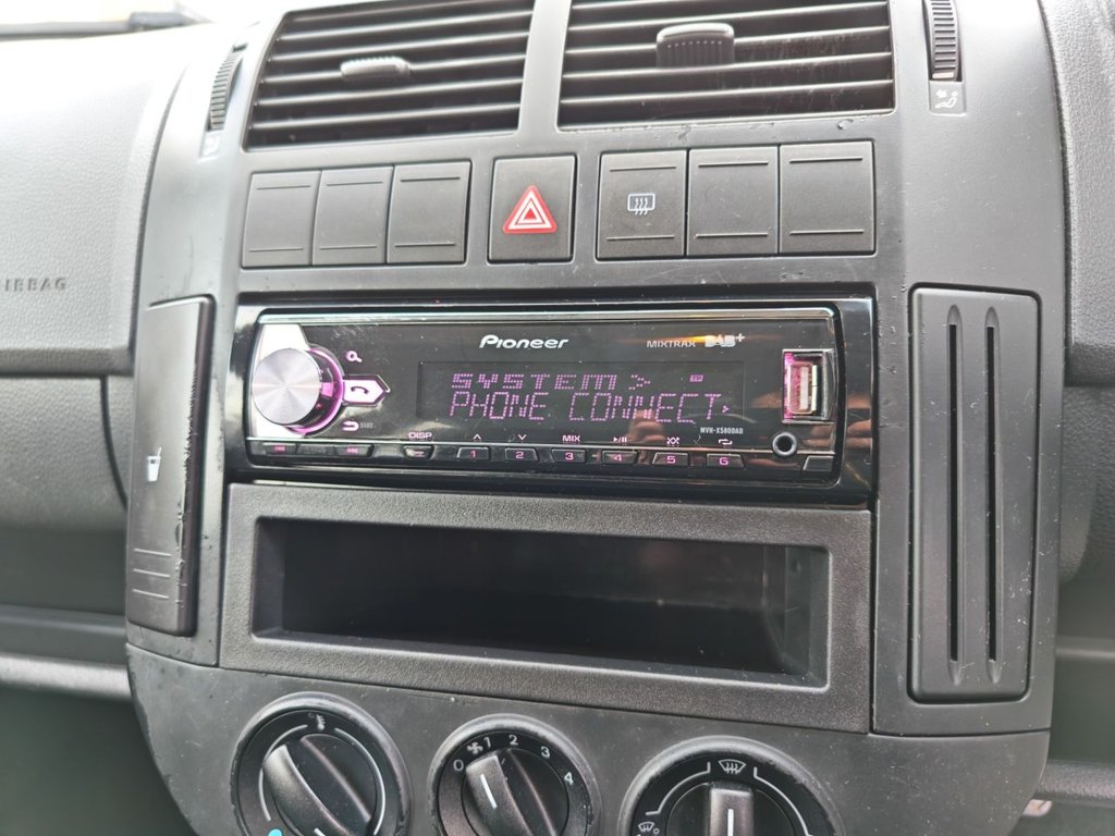 Used Volkswagen Polo 2008 for sale - 76841393: Photo 23