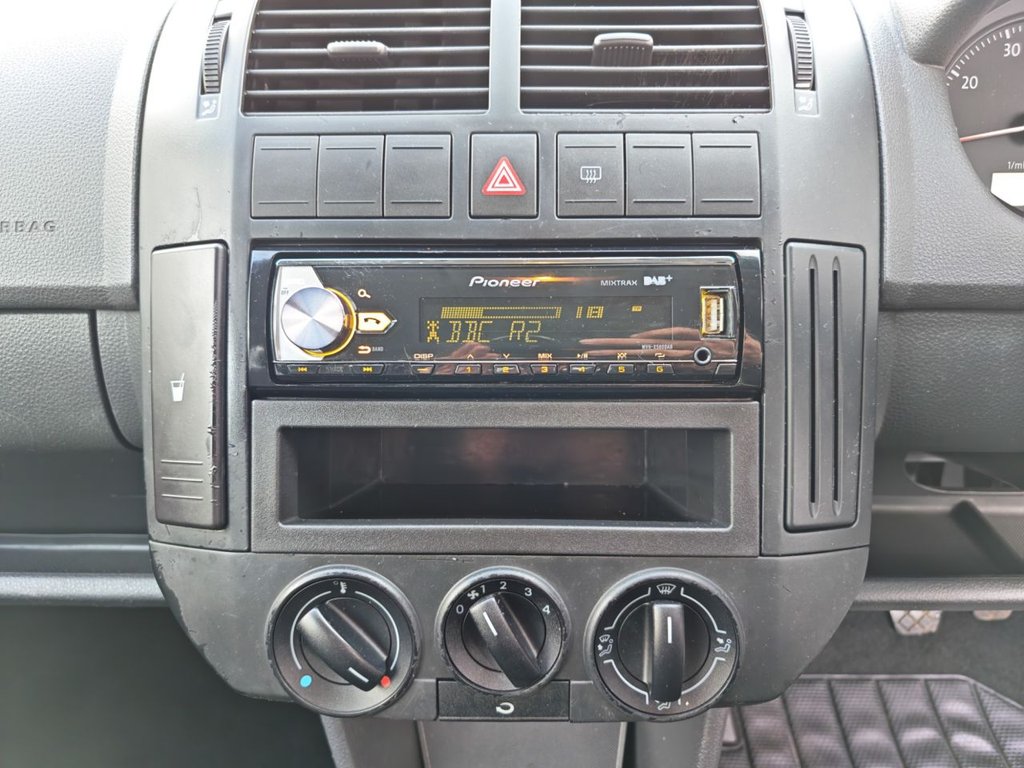 Used Volkswagen Polo 2008 for sale - 76841393: Photo 24