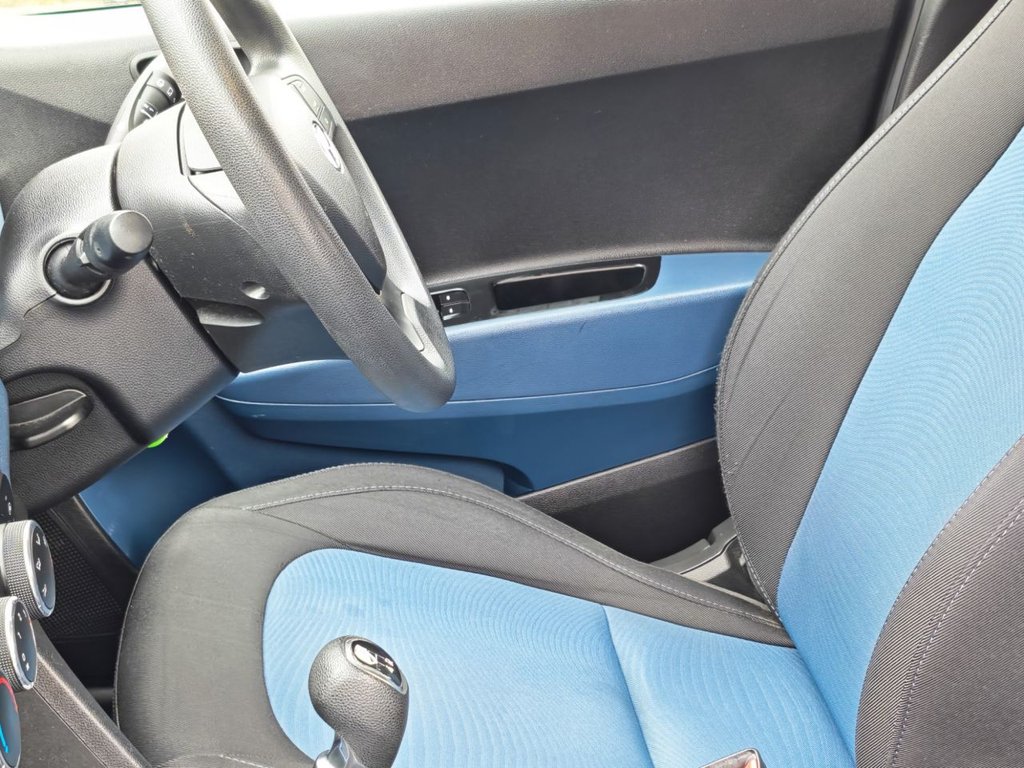 Used Hyundai i10 2014 for sale - 77693401: Photo 22