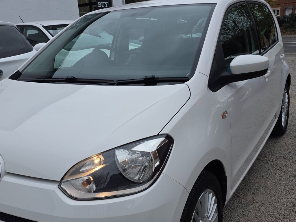 Used Volkswagen up! 2014 for sale - 78102651: Photo 14