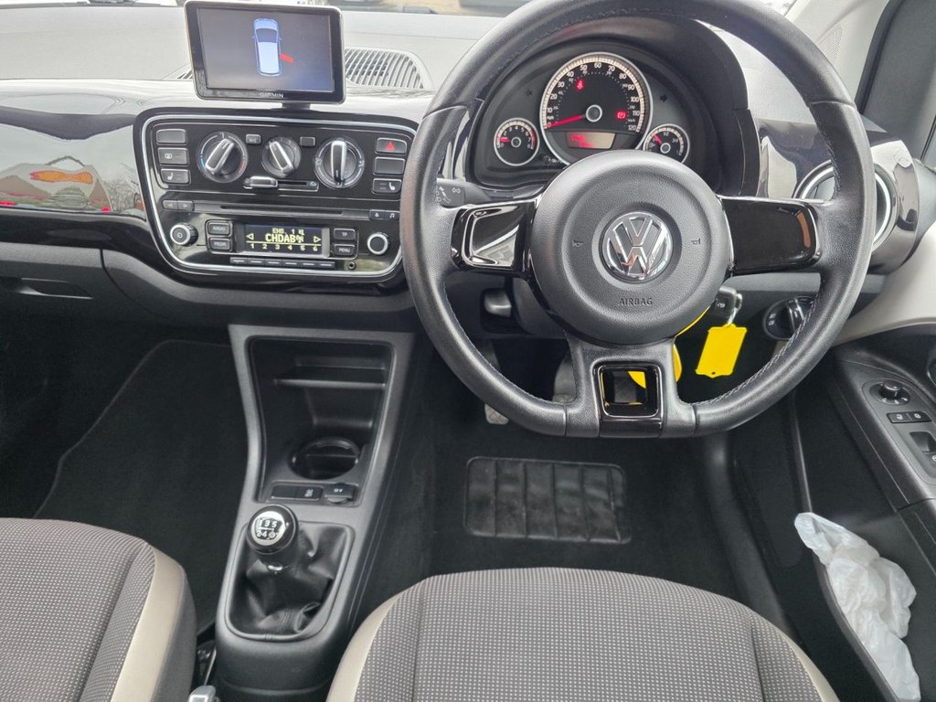 Used Volkswagen up! 2014 for sale - 78102651: Photo 18