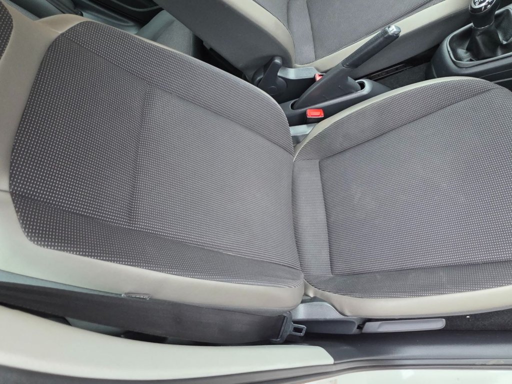 Used Volkswagen up! 2014 for sale - 78102651: Photo 23