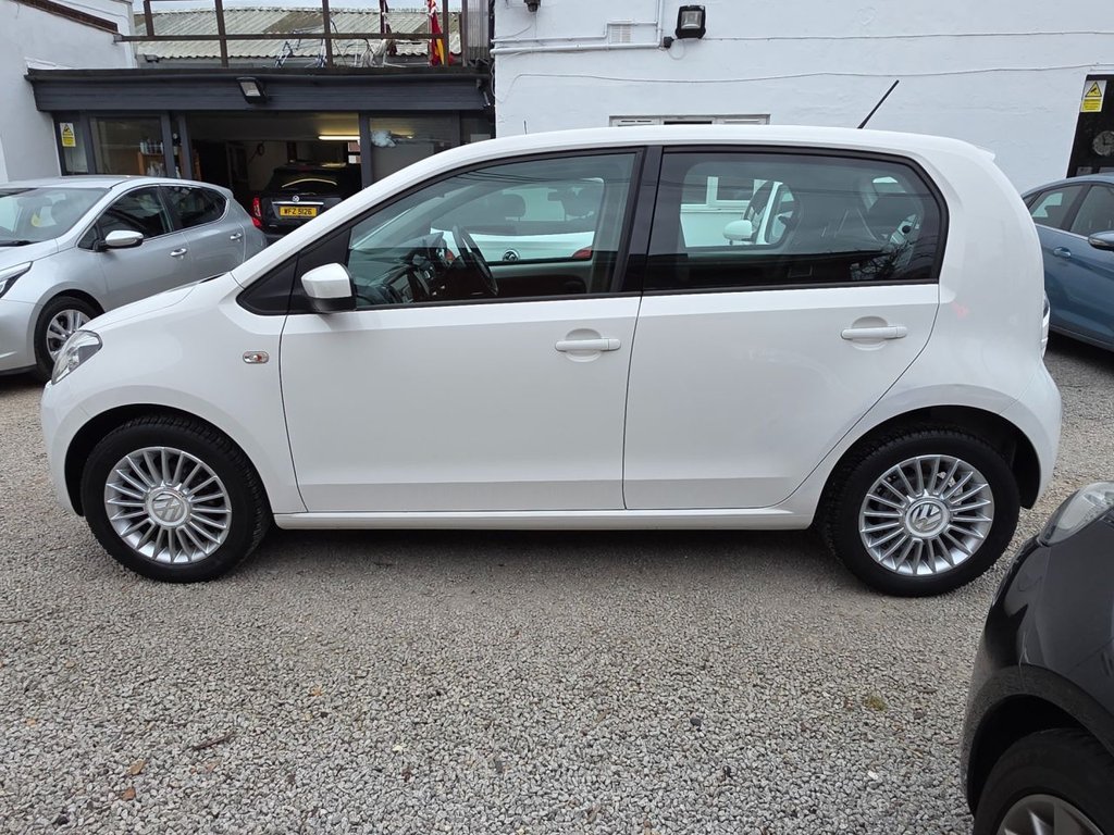 Used Volkswagen up! 2014 for sale - 78102651: Photo 4
