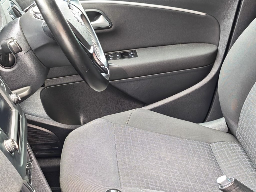 Used Volkswagen Polo 2016 for sale - 76367965: Photo 25