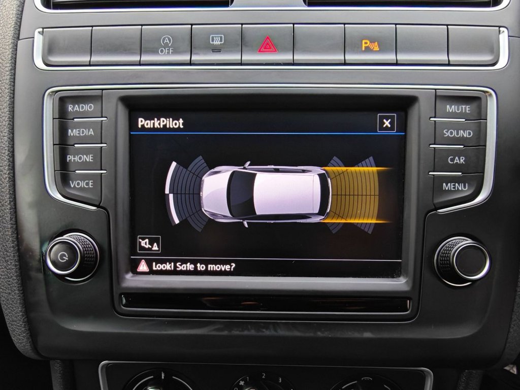 Used Volkswagen Polo 2016 for sale - 76367965: Photo 33