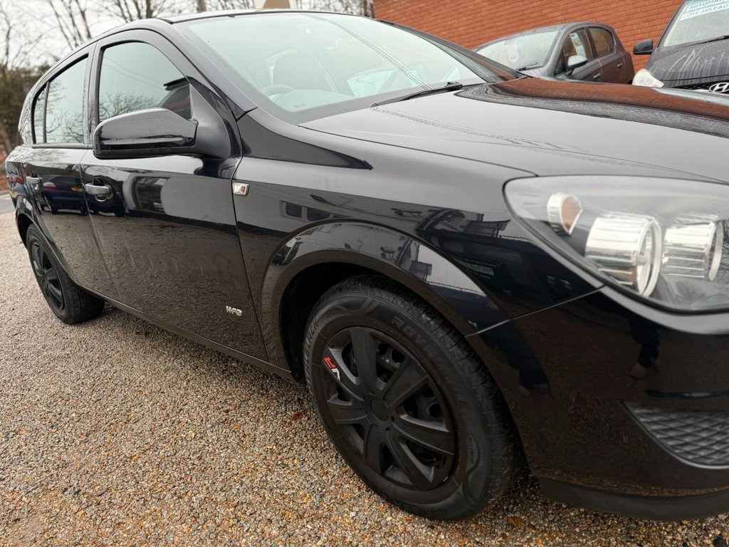 Used Vauxhall Astra 2010 for sale - 77133581: Photo 11