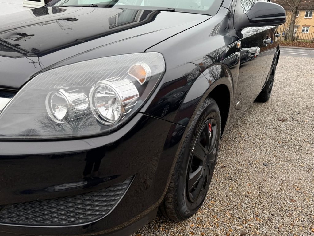 Used Vauxhall Astra 2010 for sale - 77133581: Photo 14