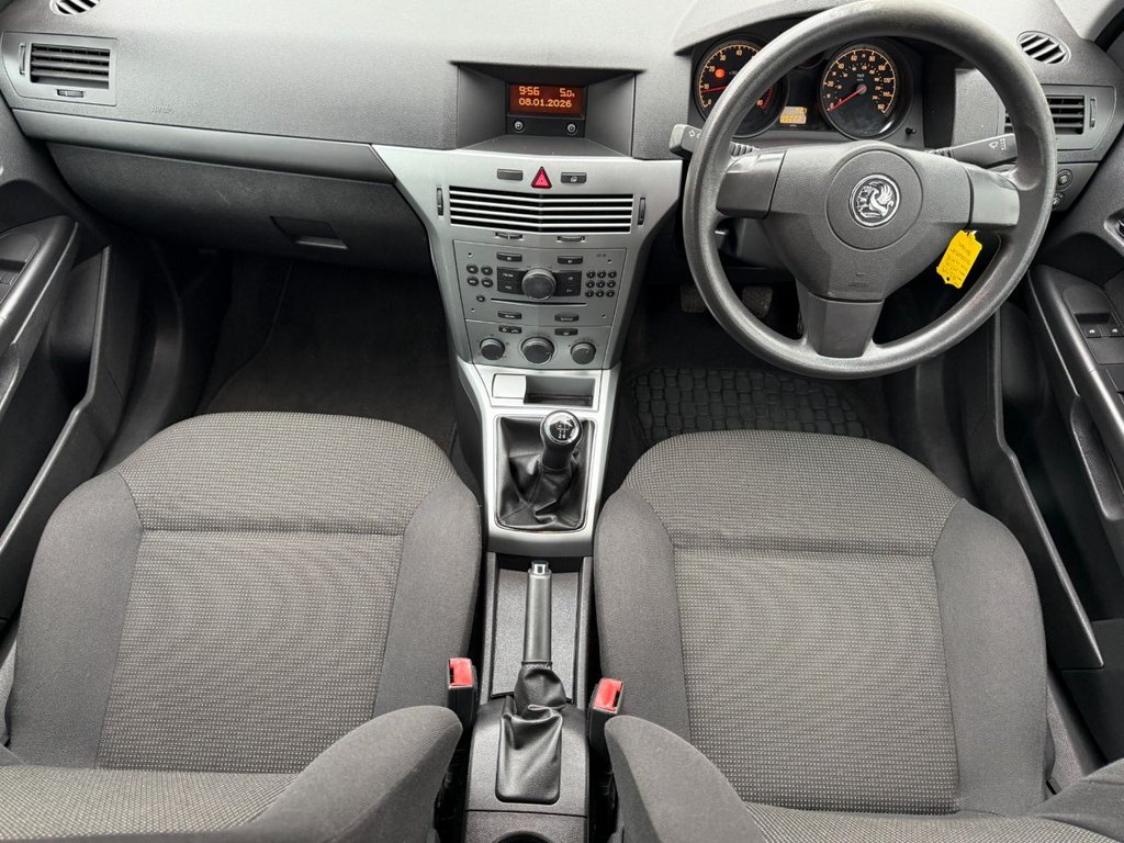 Used Vauxhall Astra 2010 for sale - 77133581: Photo 18