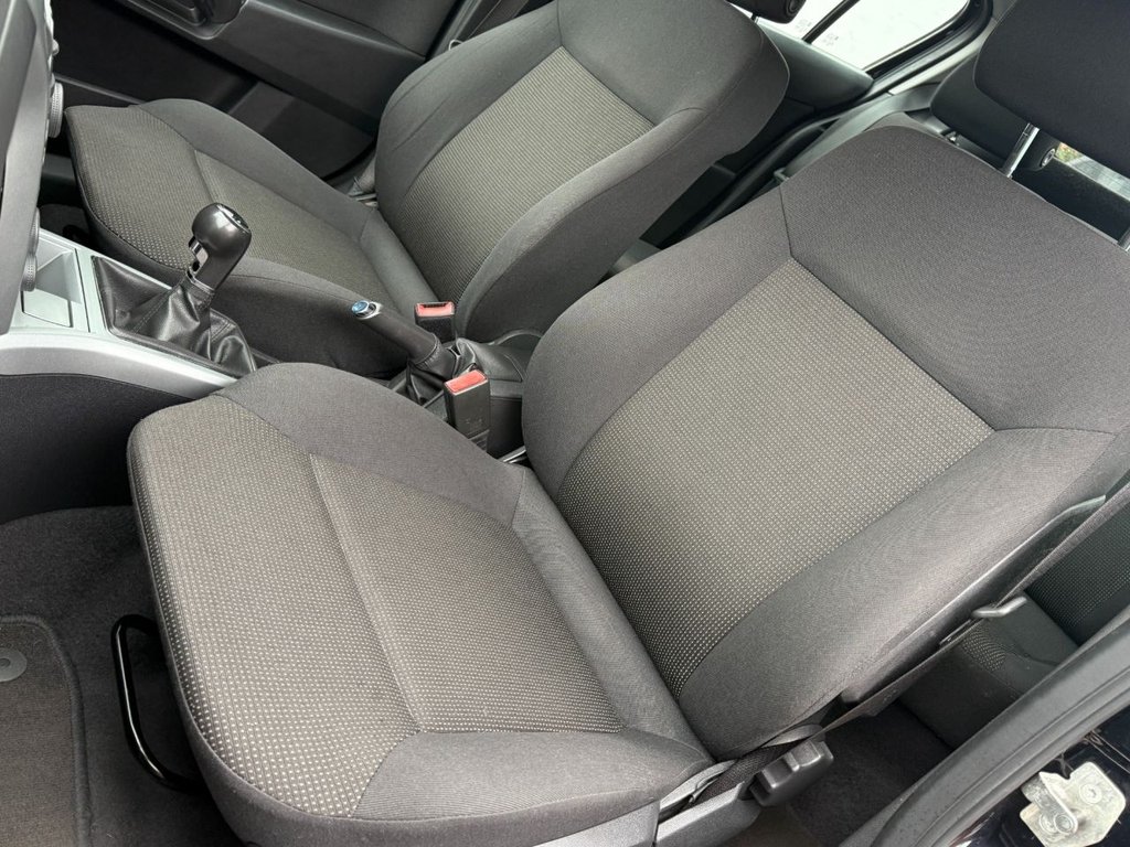 Used Vauxhall Astra 2010 for sale - 77133581: Photo 24