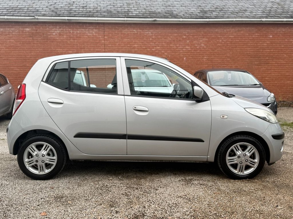 Used Hyundai i10 2009 for sale - 76356528: Photo 10