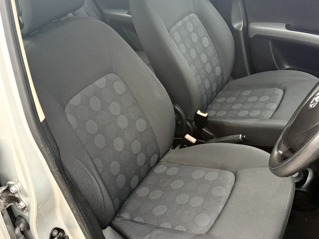 Used Hyundai i10 2009 for sale - 76356528: Photo 16