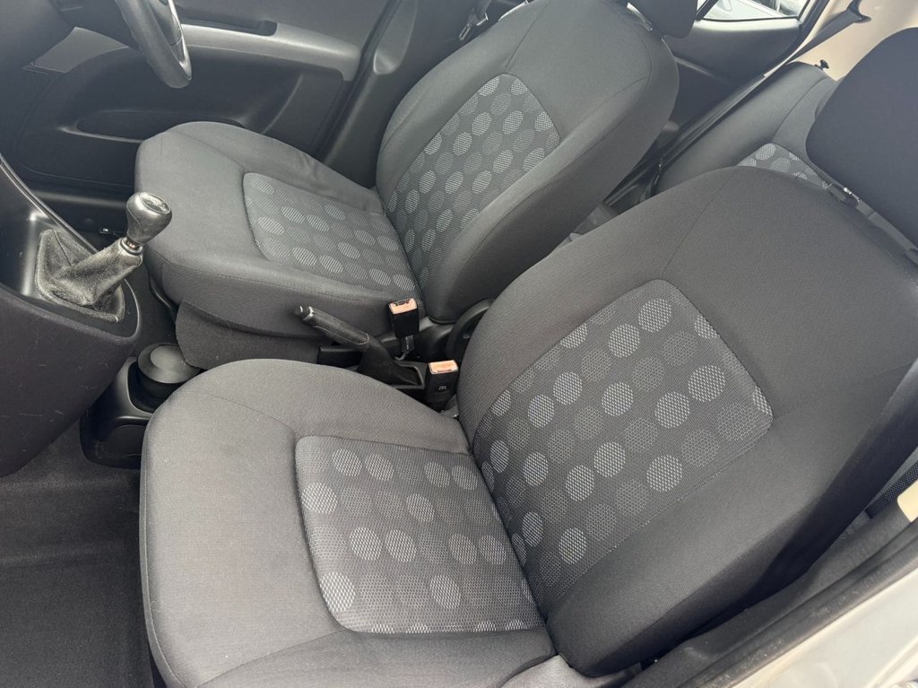 Used Hyundai i10 2009 for sale - 76356528: Photo 23