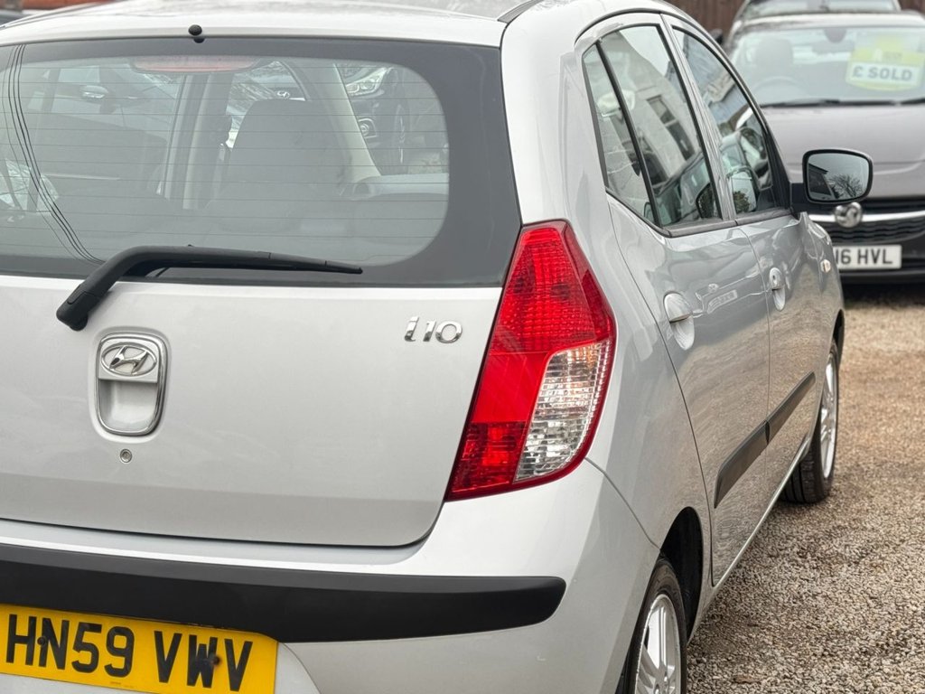Used Hyundai i10 2009 for sale - 76356528: Photo 8