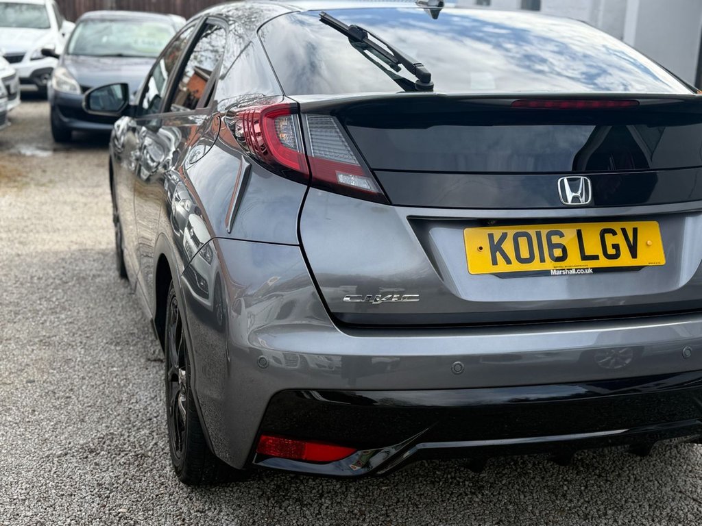Used Honda Civic 2016 for sale - 76487060: Photo 6