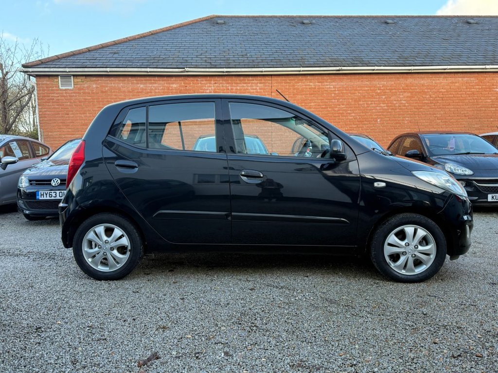 Used Hyundai i10 2011 for sale - 76900695: Photo 10