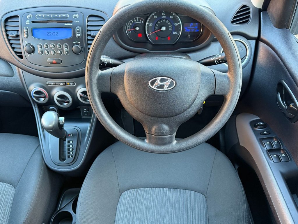 Used Hyundai i10 2011 for sale - 76900695: Photo 18