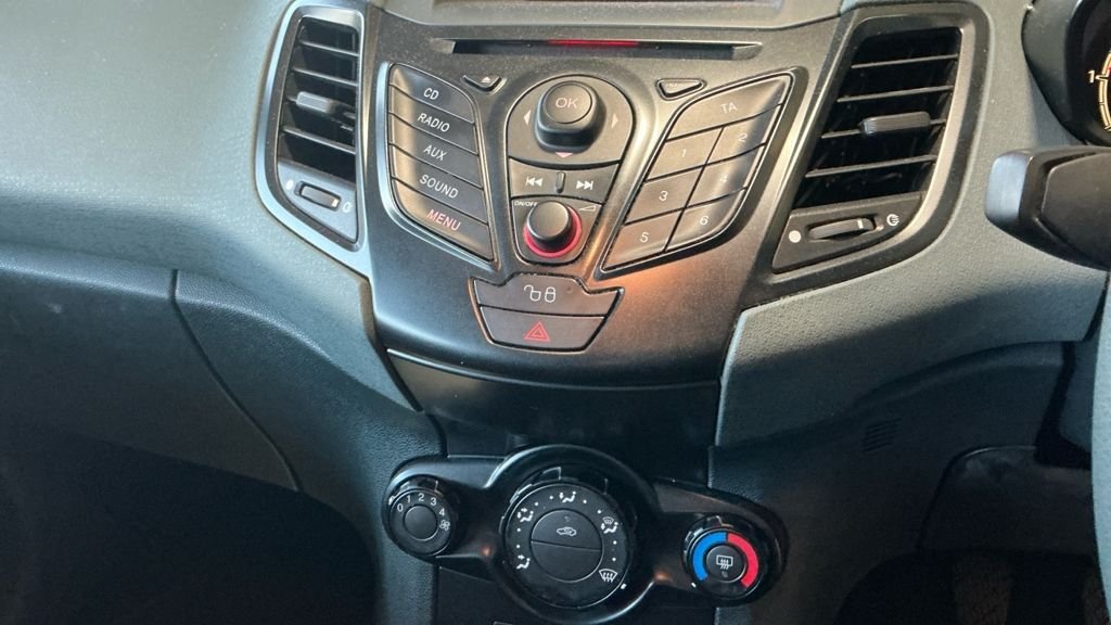 Used Ford Fiesta 2009 for sale - 76514550: Photo 8