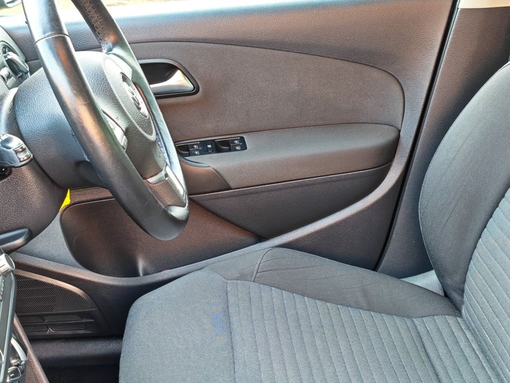 Used Volkswagen Polo 2013 for sale - 76848081: Photo 25