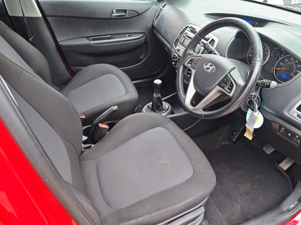 Used Hyundai i20 2012 for sale - 77680925: Photo 14