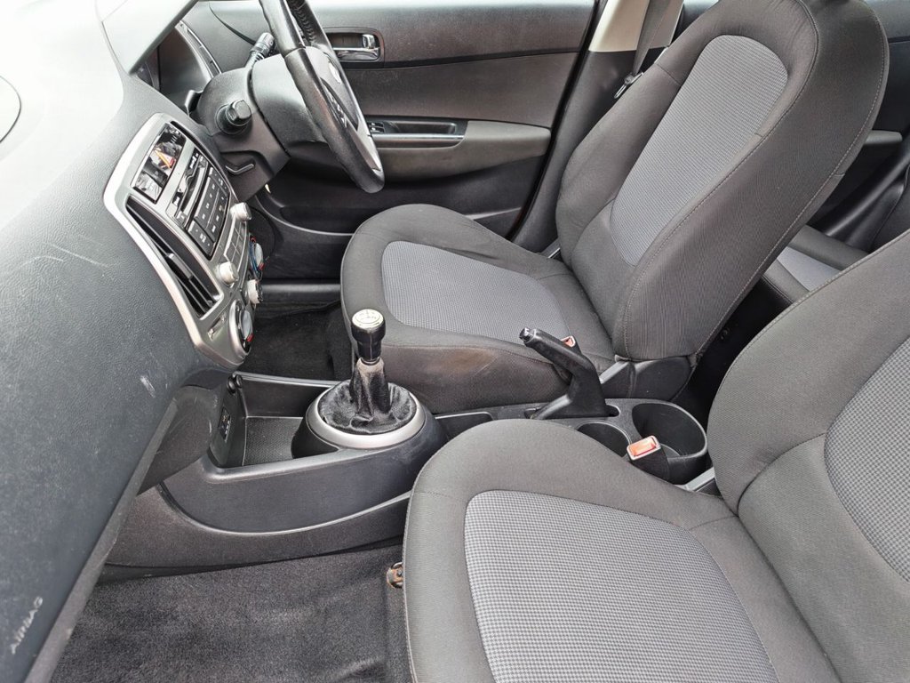Used Hyundai i20 2012 for sale - 77680925: Photo 16