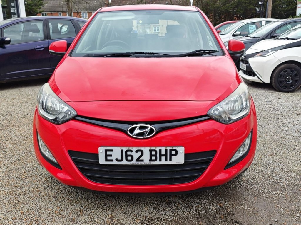 Used Hyundai i20 2012 for sale - 77680925: Photo 2