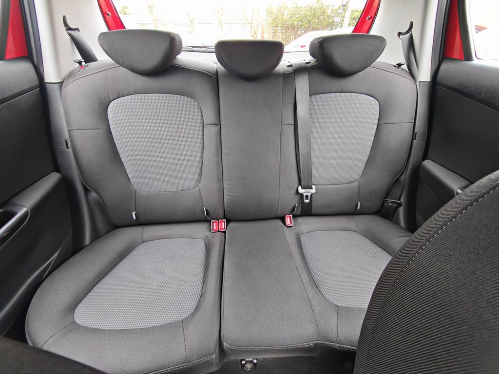 Used Hyundai i20 2012 for sale - 77680925: Photo 21