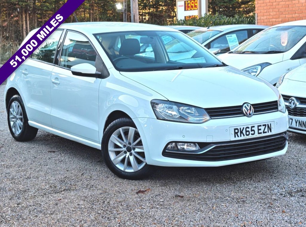 Used Volkswagen Polo 2015 for sale - 76368150: Photo 1