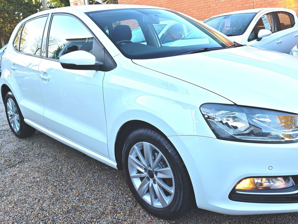 Used Volkswagen Polo 2015 for sale - 76368150: Photo 13