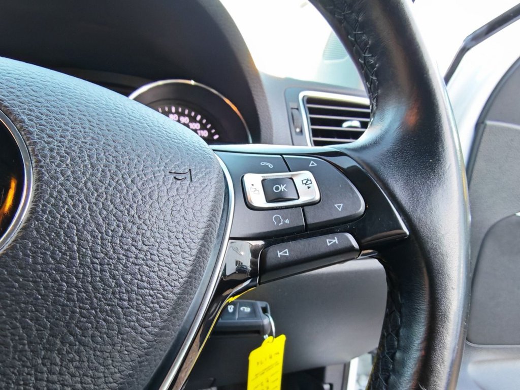 Used Volkswagen Polo 2015 for sale - 76368150: Photo 27