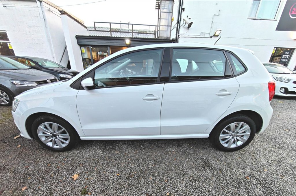 Used Volkswagen Polo 2015 for sale - 76368150: Photo 4
