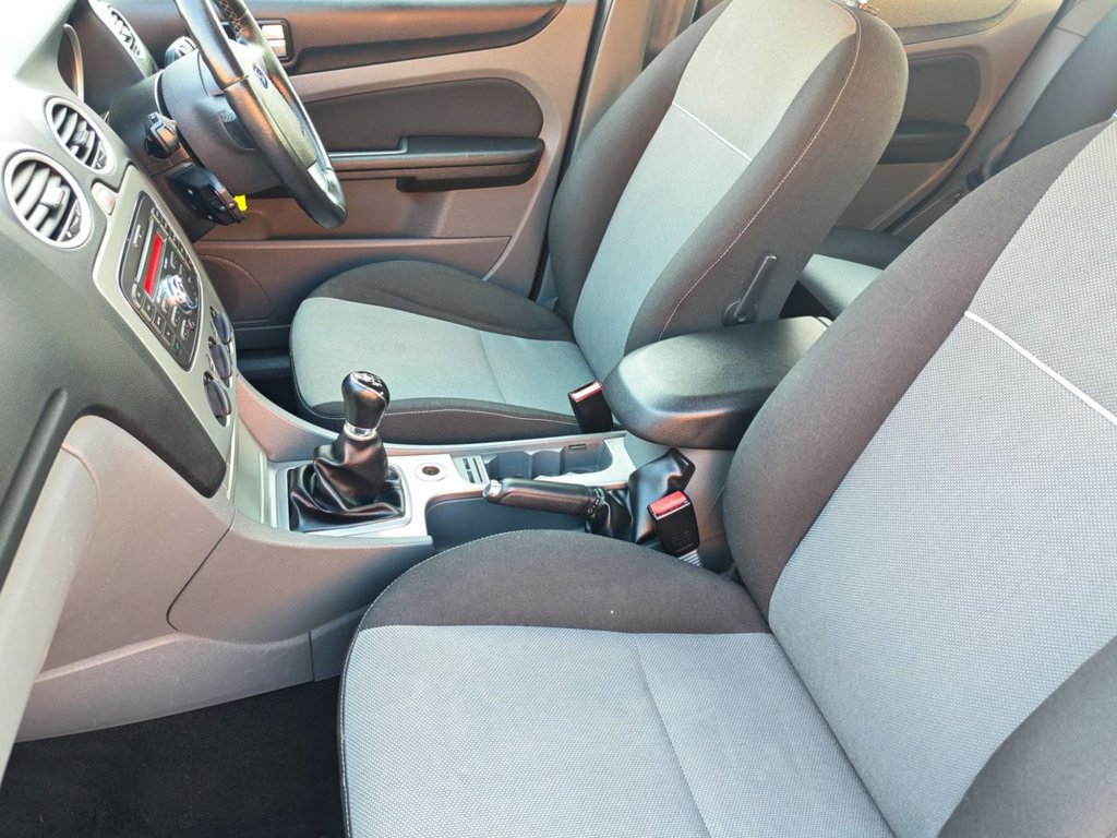 Used Ford Focus 2010 for sale - 77966873: Photo 17