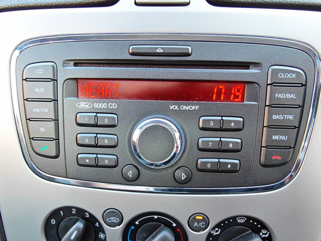 Used Ford Focus 2010 for sale - 77966873: Photo 28