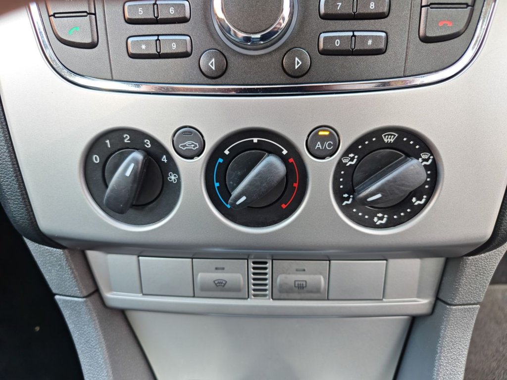 Used Ford Focus 2010 for sale - 77966873: Photo 29