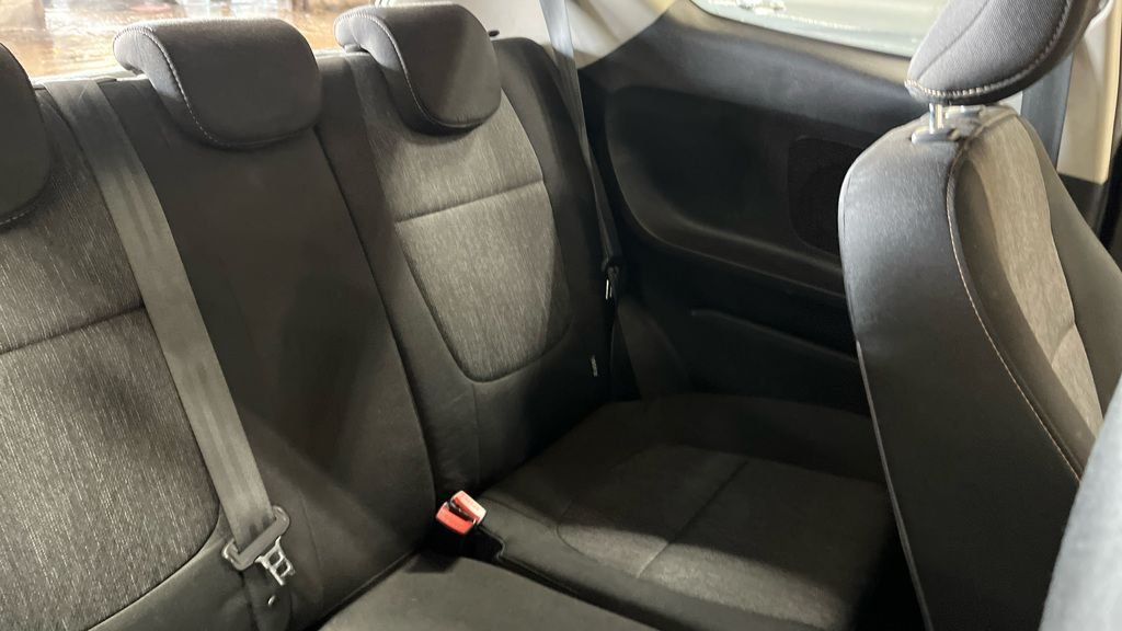 Used Kia Picanto 2012 for sale - 77971503: Photo 8