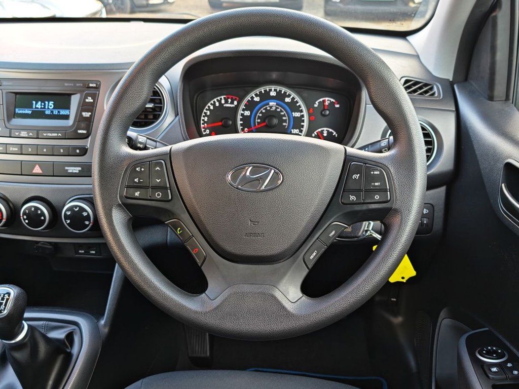 Used Hyundai i10 2018 for sale - 76751032: Photo 18