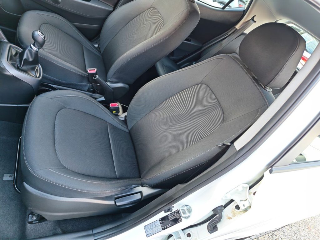 Used Hyundai i10 2018 for sale - 76751032: Photo 24