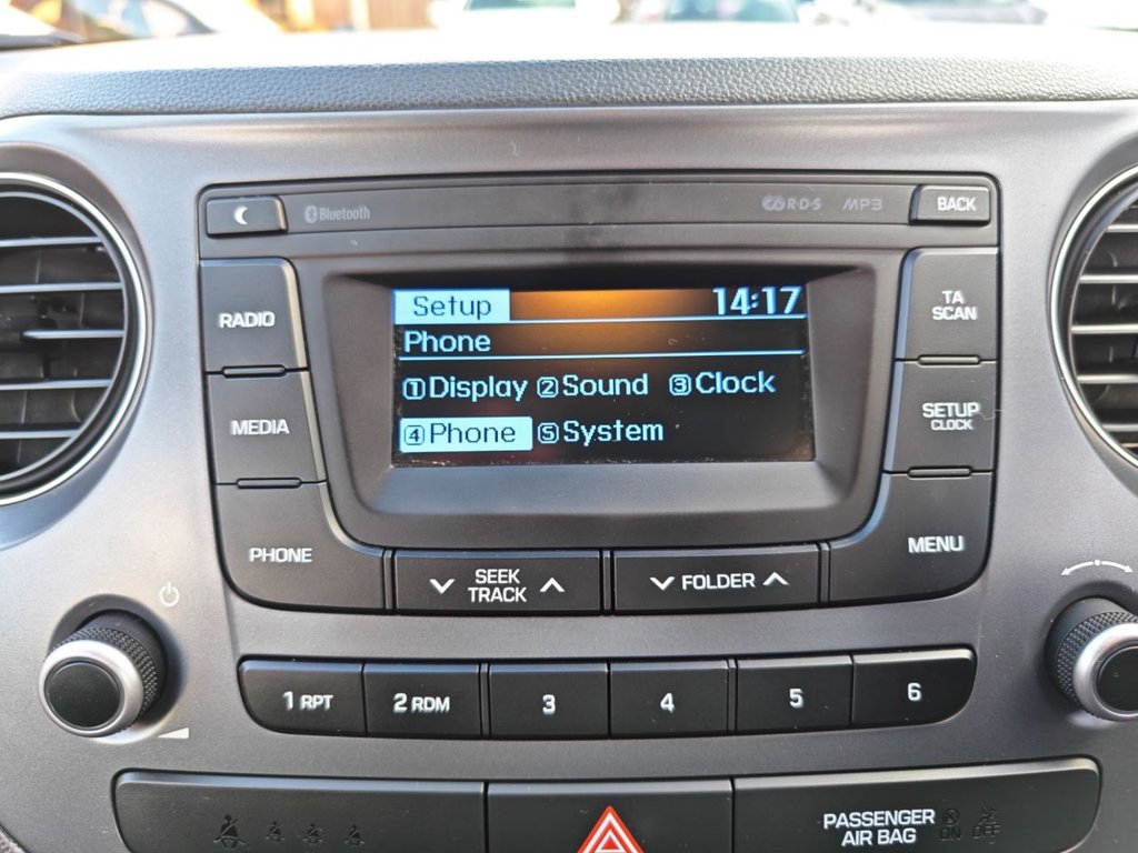 Used Hyundai i10 2018 for sale - 76751032: Photo 29