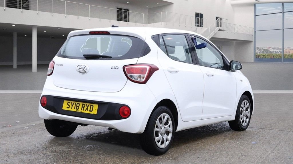 Used Hyundai i10 2018 for sale - 76751032: Photo 3
