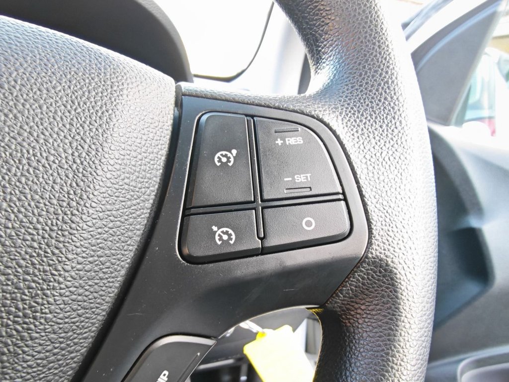 Used Hyundai i10 2018 for sale - 76751032: Photo 32