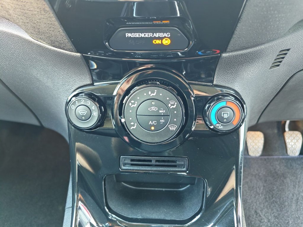 Used Ford Fiesta 2014 for sale - 77952306: Photo 28