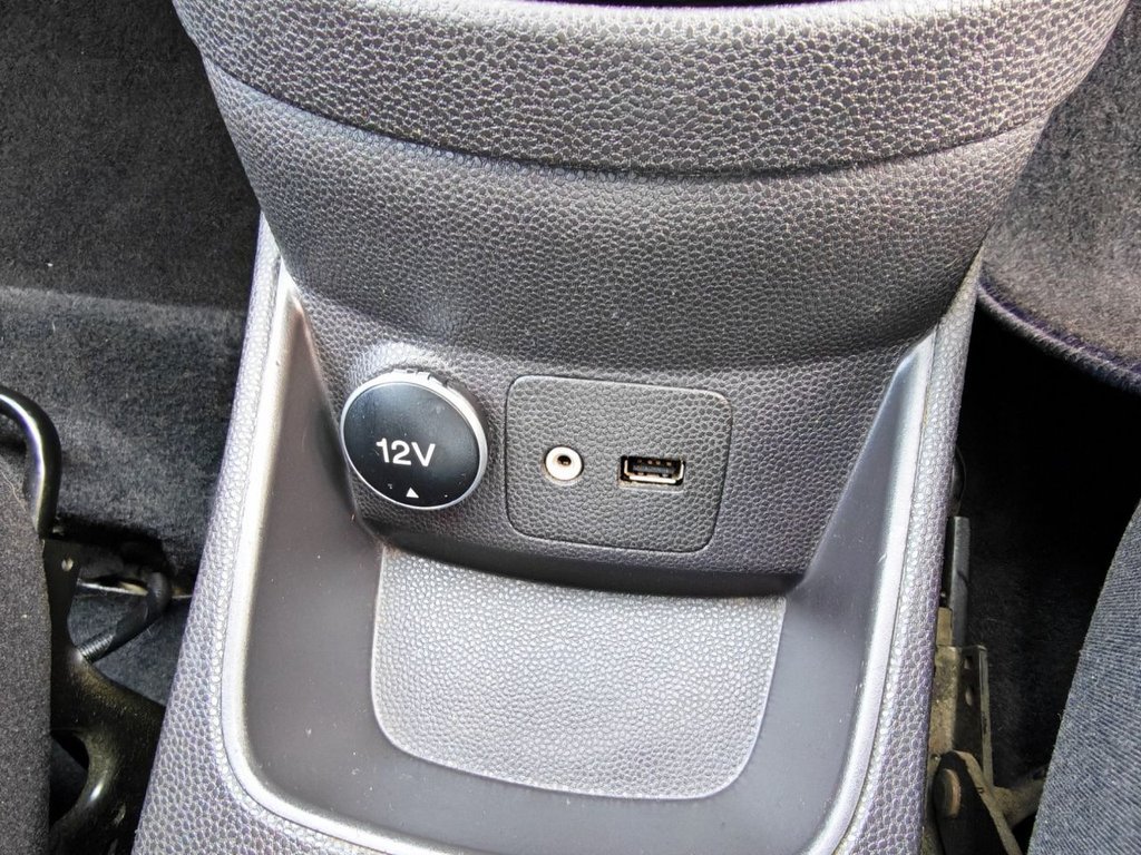 Used Ford Fiesta 2014 for sale - 77952306: Photo 34